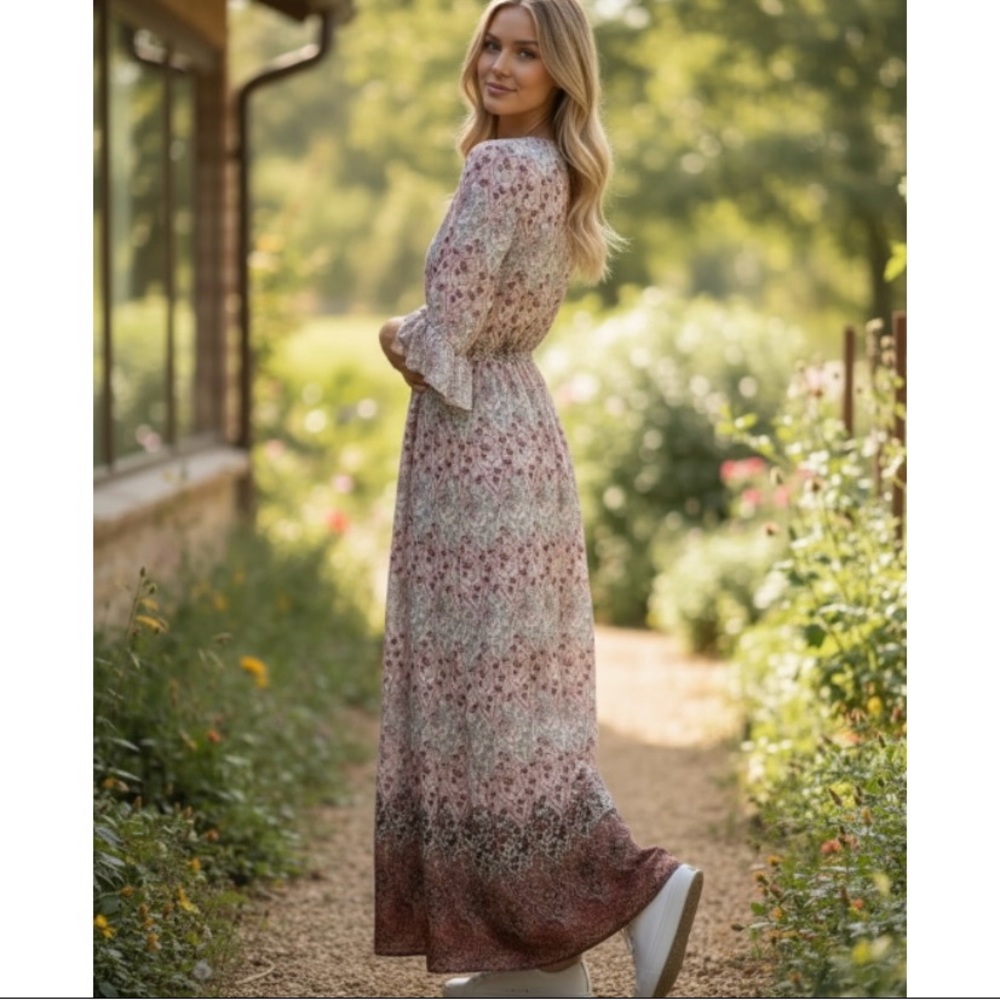 Love Reign Floral Boho 1/2 Bell Sleeve Maxi Dress Size X SMALL - Picture 2 of 12